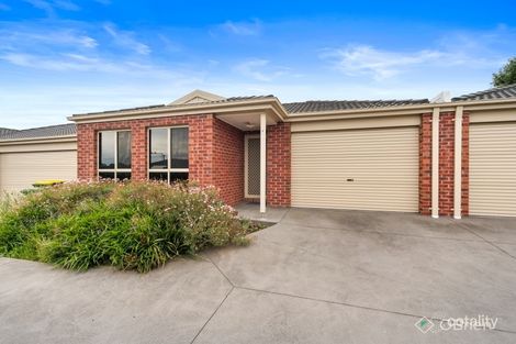 Property photo of 4/8 McClenaghan Place Pakenham VIC 3810