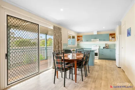 Property photo of 20 Wonthaggi Crescent San Remo VIC 3925