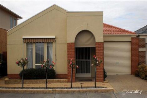 Property photo of 24 Branchilly Drive Roxburgh Park VIC 3064