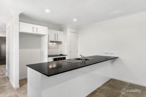 1/241 Kianawah Rd, Wynnum West, QLD 4178