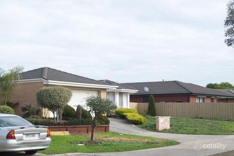 17 Ironbark Cl, Hampton Park, VIC 3976