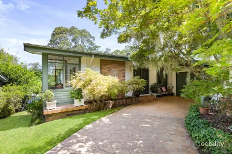 6 Coolabah Rd, Valley Heights, NSW 2777