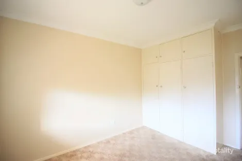 Property photo of 3/92 Meadow Street Kooringal NSW 2650