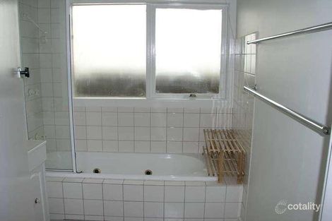 Property photo of 60 Seventh Avenue Rosebud VIC 3939