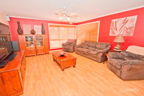 Property photo of 35 Fleetwood Circuit Melton West VIC 3337