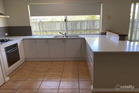 Property photo of 19 Sunray Circle Ellenbrook WA 6069