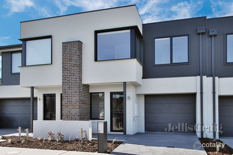 17 Darwinia Ave, Clyde, VIC 3978