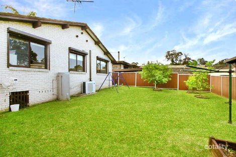 Property photo of 52 Grevillea Crescent Greystanes NSW 2145