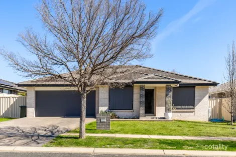Property photo of 13 Charles Lester Place Mudgee NSW 2850