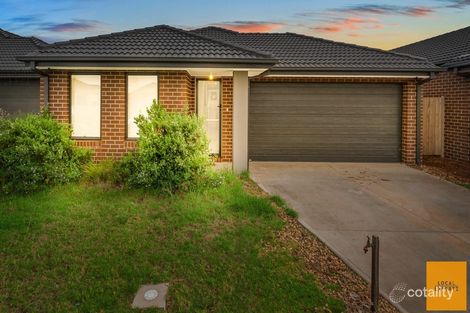 17 Bolton St, Melton South, VIC 3338