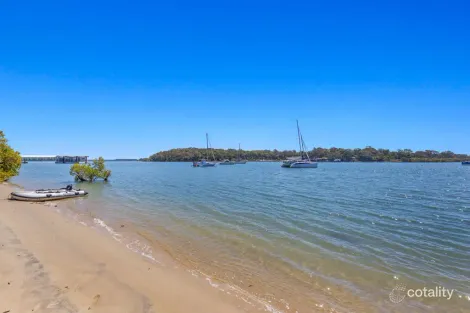 Property photo of 117 Treasure Island Avenue Karragarra Island QLD 4184