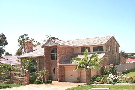 Property photo of 17 Mindona Street Wishart QLD 4122