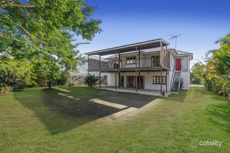 Property photo of 104 Drayton Terrace Wynnum QLD 4178