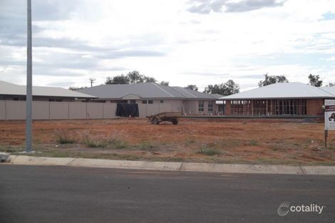 1 Moore Ct, Chinchilla, QLD 4413