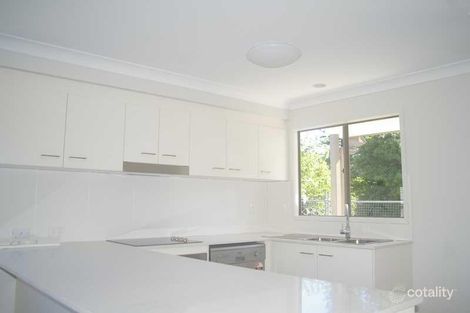 33 Clifton St, Booval, QLD 4304