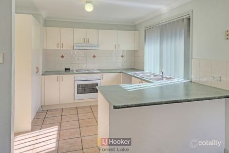 Property photo of 6 Hermitage Place Forest Lake QLD 4078