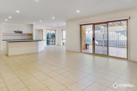 Property photo of 21 Kuranda Crescent Berwick VIC 3806