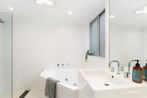 Property photo of 2/302 Burns Bay Road Lane Cove NSW 2066