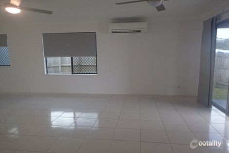 Property photo of 26 Phoenix Crescent Rural View QLD 4740
