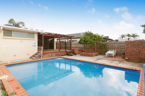 15 Avon St, Moorabbin, VIC 3189