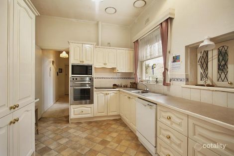 Property photo of 6 Albemarle Court Glen Iris VIC 3146