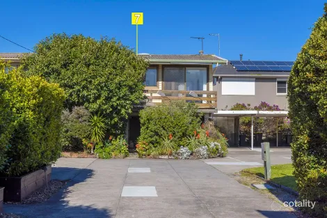 Property photo of 7/10 Roycroft Avenue Aspendale VIC 3195