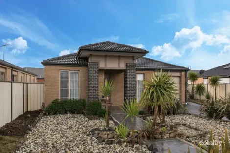 Property photo of 33 Lauricella Drive Wallan VIC 3756