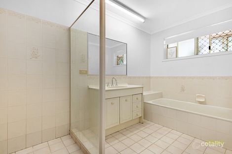 Property photo of 54 Snapper Street Kawungan QLD 4655