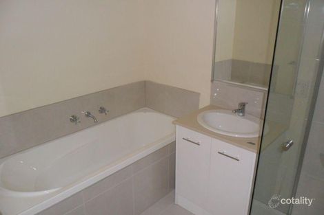 Property photo of 11 Kai Close Caroline Springs VIC 3023