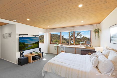 Property photo of 27 Kunala Lane Horsfield Bay NSW 2256