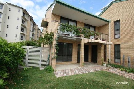 Property photo of 2/8 McGregor Crescent Tweed Heads NSW 2485
