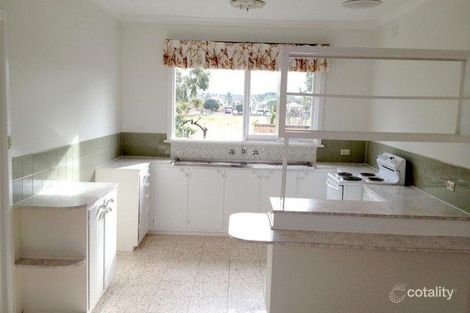 Property photo of 70 The Fairway Kingsbury VIC 3083