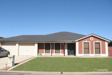 22 Nambour Cres, West Lakes Shore, SA 5020