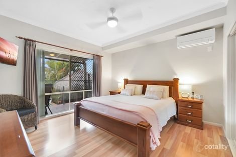 Property photo of 19 Easter Crescent Pacific Pines QLD 4211