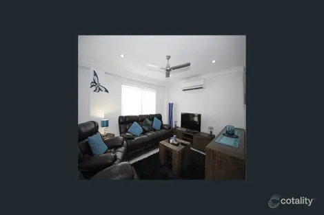 Property photo of 2/35 Makybe Diva Drive Ooralea QLD 4740