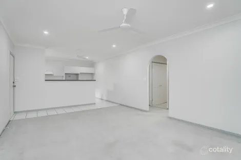 Property photo of 9/19 Springfield Crescent Manoora QLD 4870