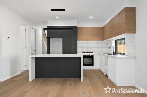 Property photo of 37 Geoffrey Drive Kilsyth VIC 3137