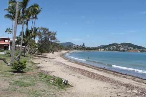 33 Wattle Gr, Cooee Bay, QLD 4703