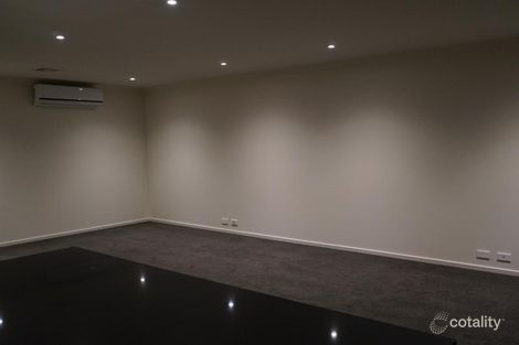 Property photo of 19 Rivulet Boulevard Springvale VIC 3171