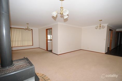 Property photo of 2 Rye Crescent Gloucester NSW 2422