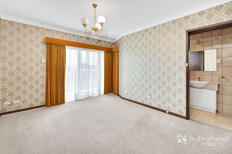 Property photo of 20 Deutgam Street Werribee VIC 3030