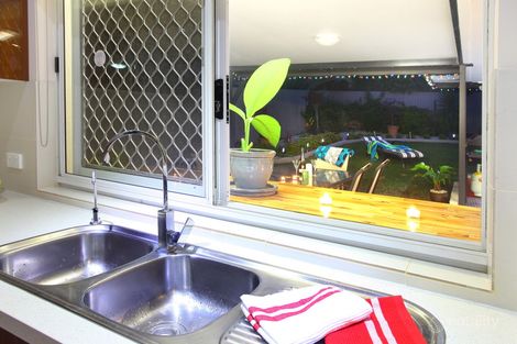 Property photo of 128 Heeb Street Benowa QLD 4217