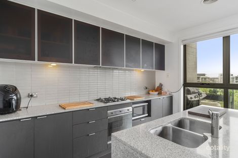 Property photo of 28 Waverley Park Drive Mulgrave VIC 3170
