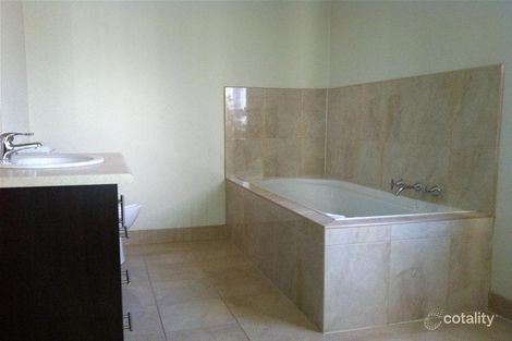 Property photo of 26 Greenfields Drive Epping VIC 3076