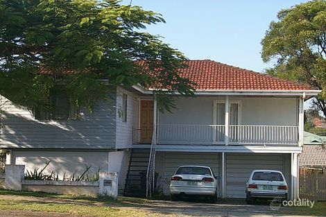 227 Broadwater Rd, Mansfield, QLD 4122