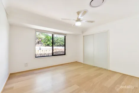 Property photo of 31 Concord Circuit Robina QLD 4226