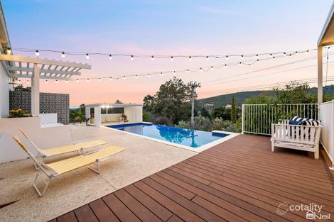 2 Bromfield Dr, Kelmscott, WA 6111