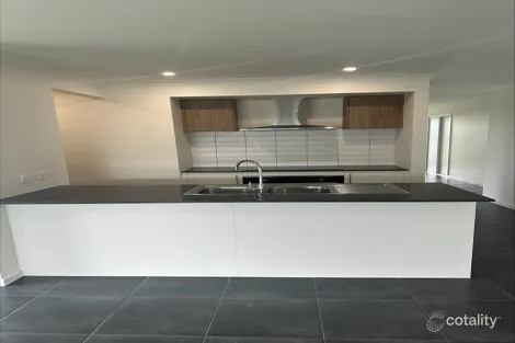 Property photo of 12 Eastminster Street Eli Waters QLD 4655