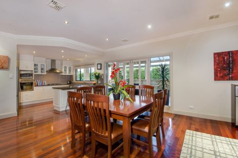 Property photo of 3 James Cook Avenue Mount Gambier SA 5290