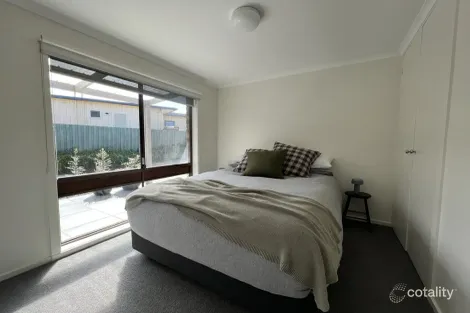 Property photo of 2/7 Rudd Avenue Torquay VIC 3228
